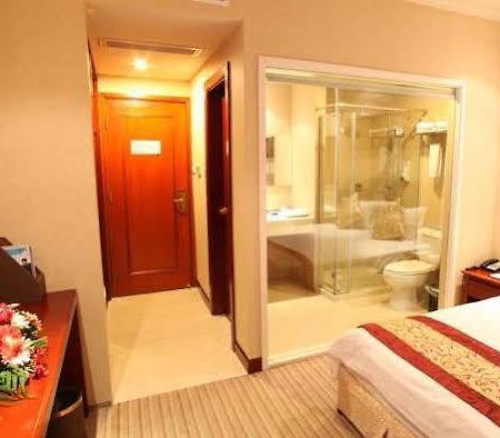 Plaza Hotel Suzhou (Jiangsu) Exterior photo